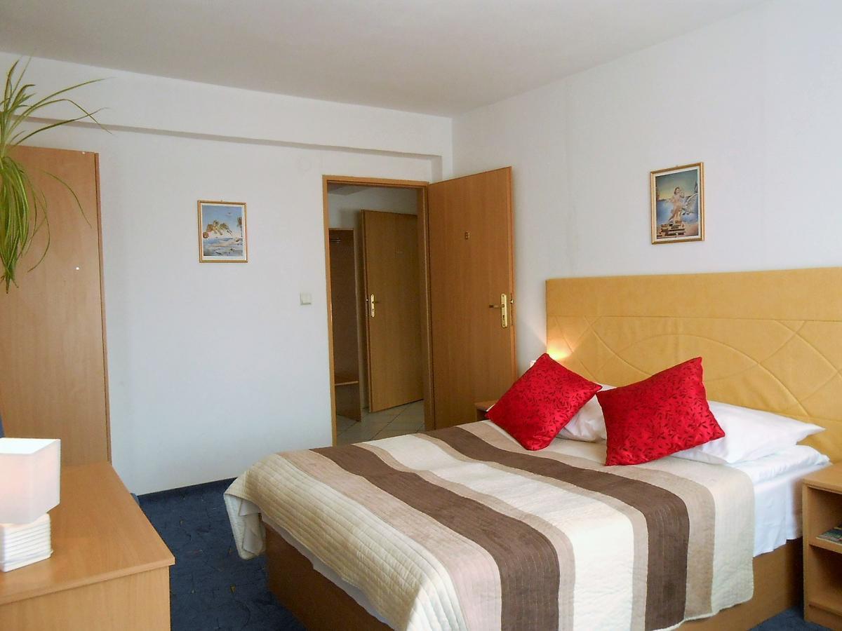 Hotel As Biala Podlaska Exterior photo